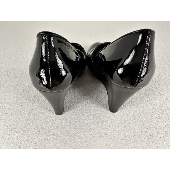 GENTLY USED .. BCB GIRLS HEELS IN BLACK, Size: US 6.5 - Picture 6 of 9